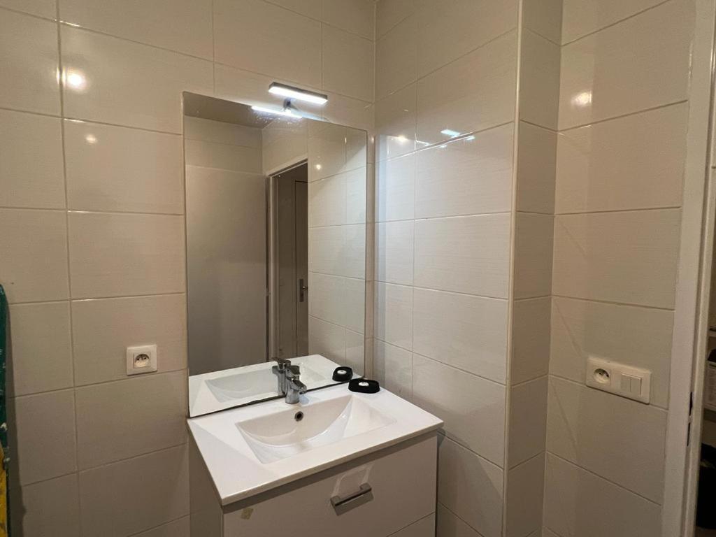 Appartement Idealement Place Villeparisis Exteriér fotografie